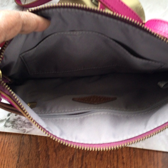Fossil Magenta Leather Crossbody Bag - Picture 6 of 6
